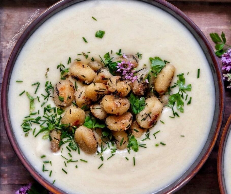 Cauliflower and Potato Soup