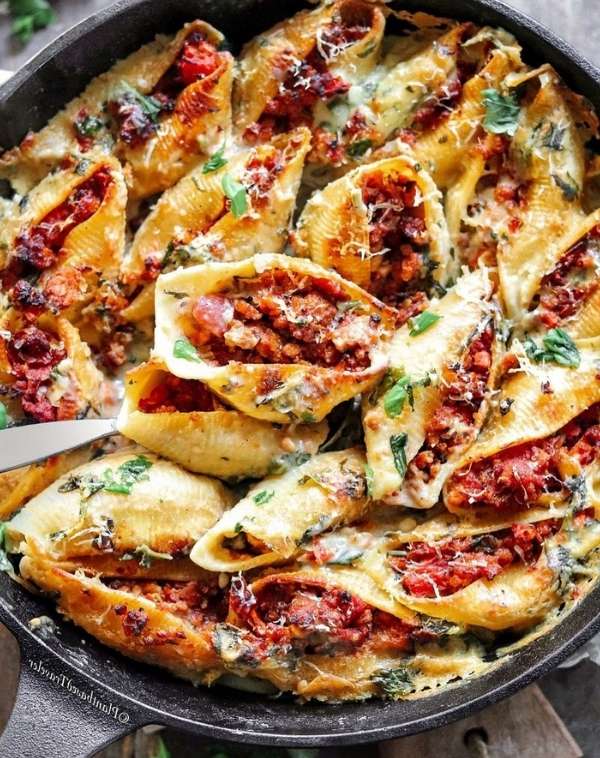 lasagna Stuffed Shells Recipe (Spinach and Cheese) – Insta Cooked