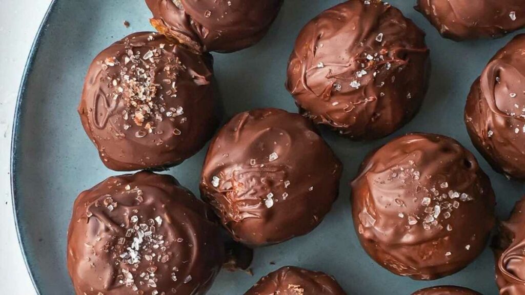 Salted Caramel Chocolate Truffles