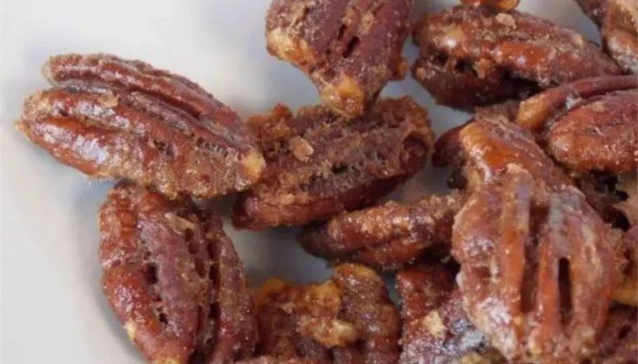 These crunchy pecans are coated with a sweet cinnamon glaze, creating a delightful treat that will satisfy your cravings.