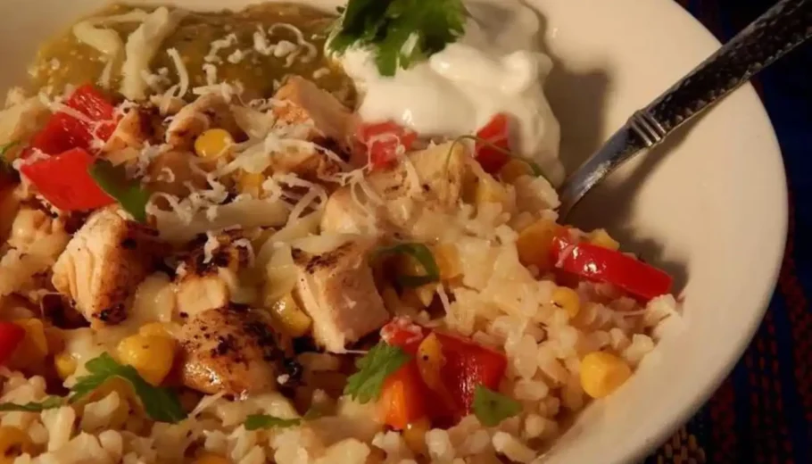 Chicken Bowl with Baja-Style