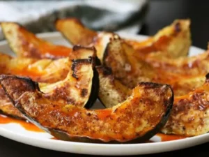 The combination of sriracha and honey adds a perfect balance of heat and sweetness to the roasted acorn squash, resulting in a mouthwatering dish that will leave you craving for more.