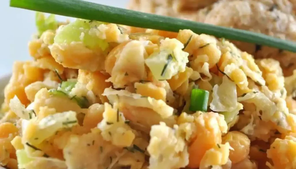 Our delightful combination of protein-rich chickpeas, aromatic spices, and creamy mayo creates a flavor sensation that will leave you wanting more.