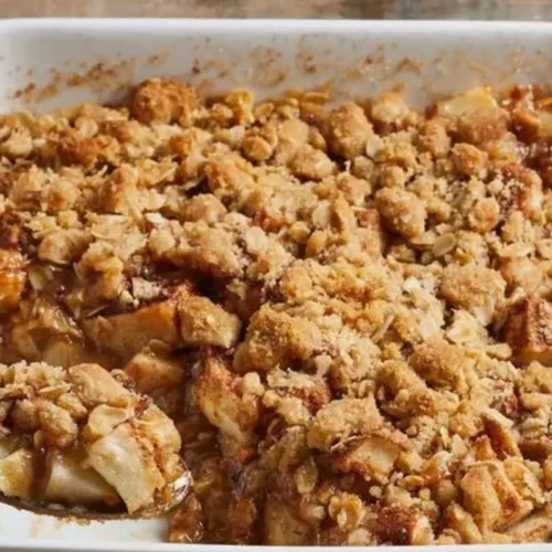 Made with luscious apples, wholesome oats, and a buttery crisp topping, this delectable dessert will transport you to dessert paradise.