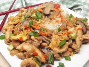 Packed with authentic flavors and a unique twist, this tasty and satisfying stir-fry is sure to delight your taste buds.