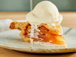 With its perfectly spiced apple filling nestled in a flaky crust, this quick and easy dessert is a must-try for those on the go.