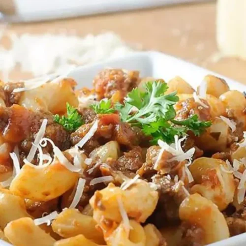 This comforting dish combines tender beef, hearty pasta, and a rich blend of savory spices, creating a mouthwatering symphony of taste and nostalgia.