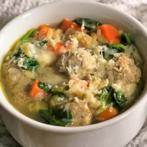This rich and nutritious recipe combines tender meatballs, hearty vegetables, and savory broth, all expertly crafted in the convenience of your Instant Pot.