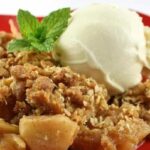 This delectable recipe combines perfectly baked apples with a delightful blend of oats and spices.