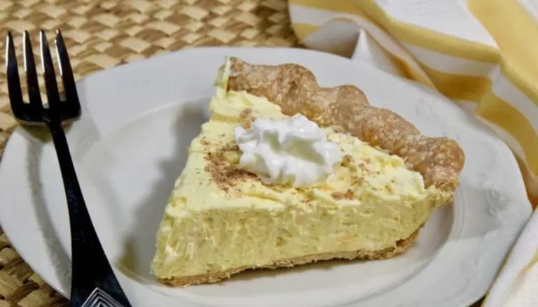 Refreshing No-Bake Eggnog Cheesecake Pie