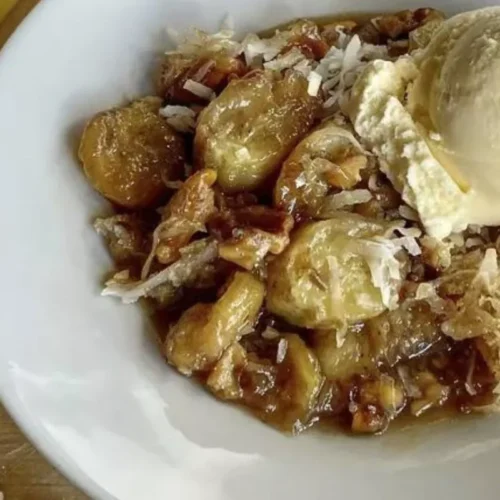 This delightful treat combines ripe bananas, aromatic cinnamon, and a hint of sweetness, creating a truly blissful experience for your taste buds.