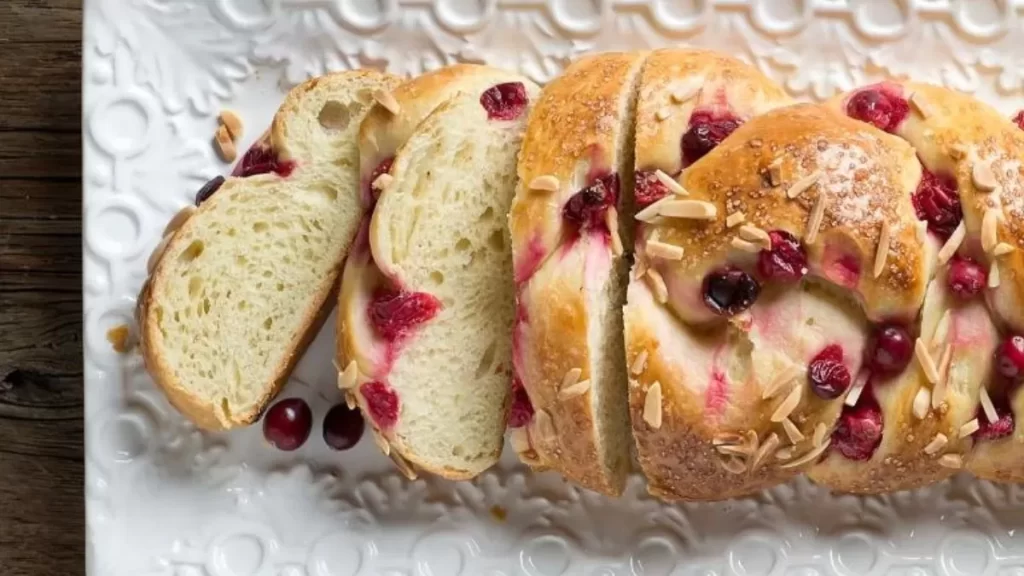 Cranberry Swiss Zopf Bread Recipe – Braided Perfection