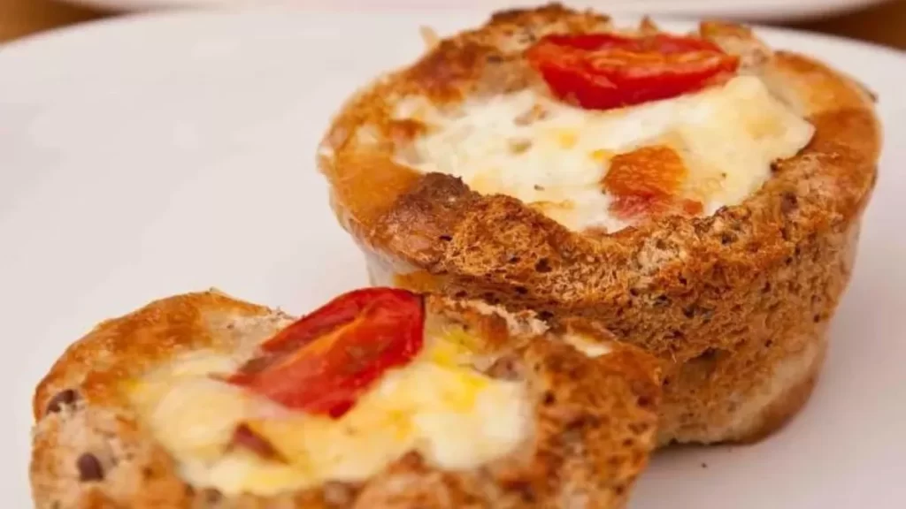 Quick Breakfast Recipe: Easy Toast Cups with Leftovers